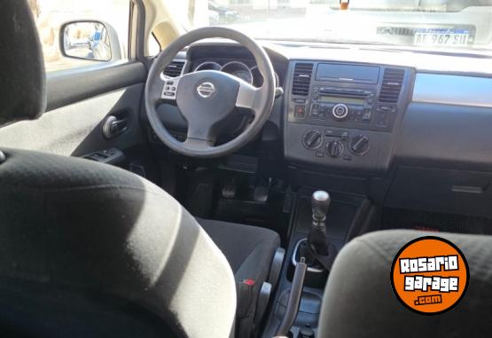 Autos - Nissan Tiida 2013 Nafta 144700Km - En Venta