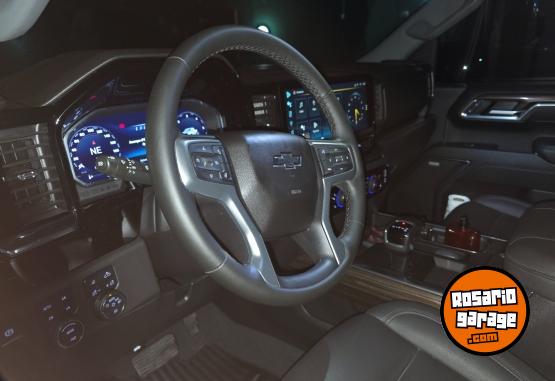 Camionetas - Chevrolet SILVERADO Z71 2025 Nafta 8000Km - En Venta