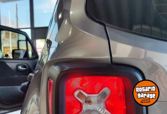 Camionetas - Chrysler JEEP RENEGADE SPORT MT 2019 Nafta 82000Km - En Venta