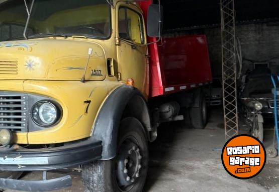 Camiones y Grúas - Camión Mercedes-Benz 1114/48 – Remate Judicial - En Venta