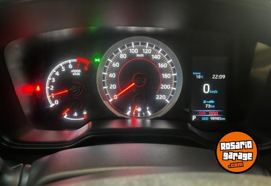 Camionetas - Toyota COROLLA CROSS 2.0 2023 Nafta 98000Km - En Venta