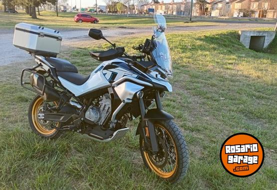 Motos - CF 800 MT EXPLORER 2026 Nafta 3600Km - En Venta