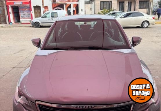 Autos - Peugeot 301 2017 Nafta 89000Km - En Venta