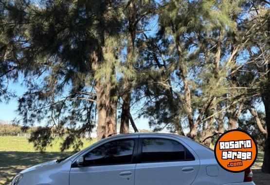 Autos - Toyota Etios 1.5 4p Xls 6Mt 2017 Nafta 48000Km - En Venta