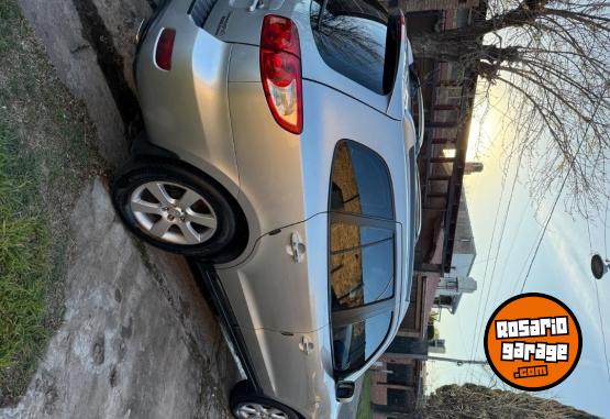 Camionetas - Hyundai Santa Fe 2007 Diesel 186000Km - En Venta