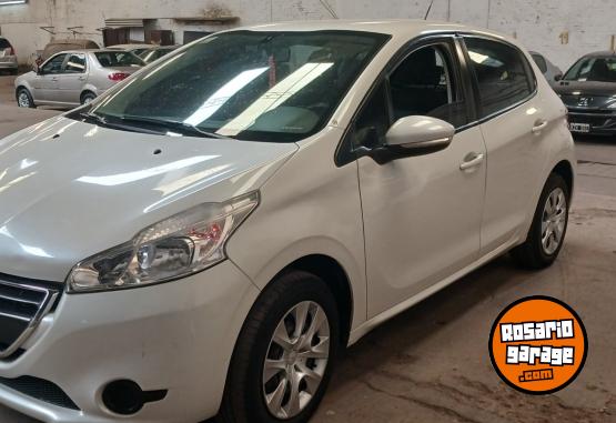 Autos - Peugeot 208 ACTIVE 2014 Nafta 83000Km - En Venta
