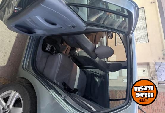 Autos - Volkswagen Fox 2010 Nafta 153000Km - En Venta