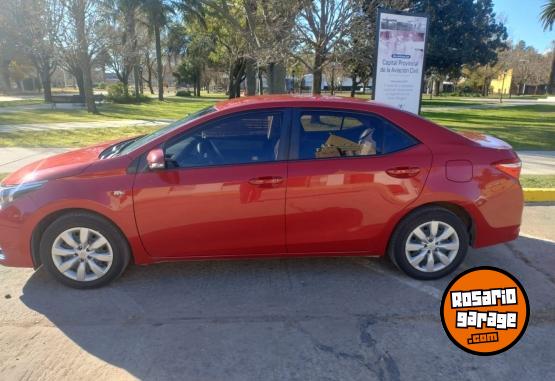 Autos - Toyota Corolla XLI 1.8 Pack 2014 Nafta 106000Km - En Venta