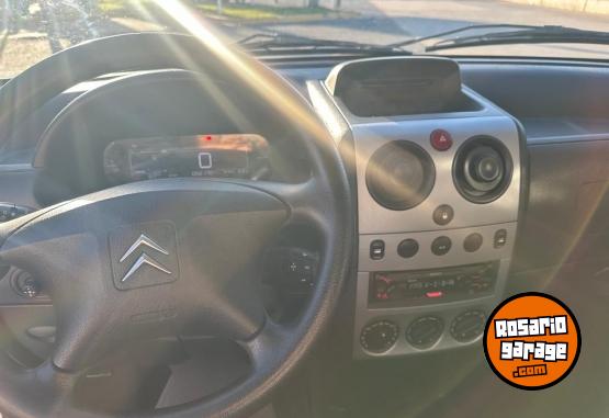 Utilitarios - Citroen BERLINGO XTR HDI 2023 Diesel 52000Km - En Venta