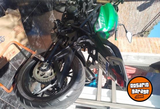 Motos - Benelli 750 2024 Nafta 11000Km - En Venta