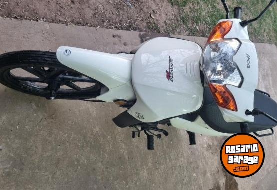 Motos - IKA Slalom 110 2025 Nafta 1500Km - En Venta