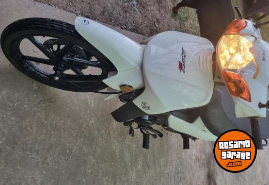 Motos - IKA Slalom 110 2025 Nafta 1500Km - En Venta