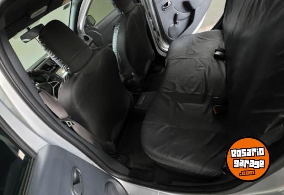 Autos - Renault logan 2023 2023 GNC 36000Km - En Venta