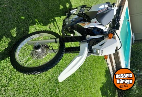 Motos - Honda Xr 250 tornado 2022 Nafta 11500Km - En Venta