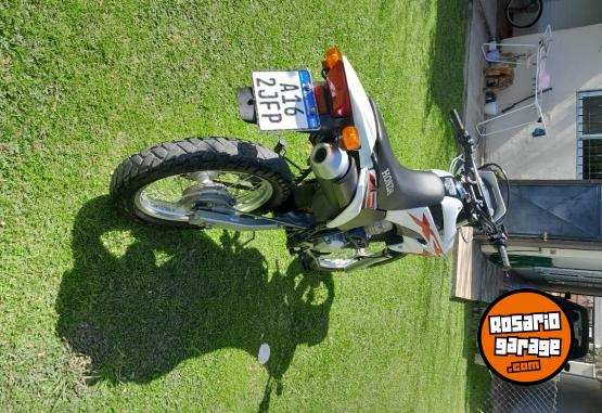 Motos - Honda Xr 250 tornado 2022 Nafta 11500Km - En Venta