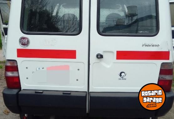 Utilitarios - Fiat Fiorino 2011 Nafta 220000Km - En Venta