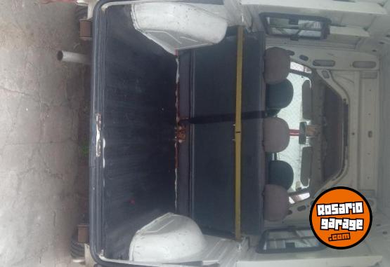 Utilitarios - Fiat Fiorino 2011 Nafta 220000Km - En Venta