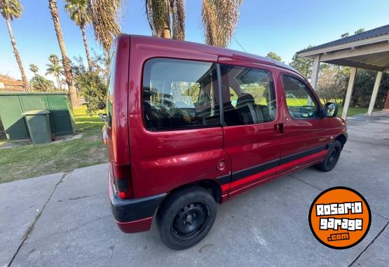 Utilitarios - Peugeot Partner 2007 Diesel 198000Km - En Venta