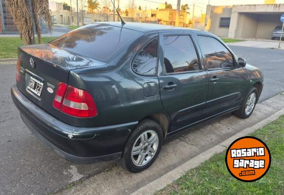 Autos - Volkswagen Polo Classic 1.9 Diésel 2007 Diesel 240000Km - En Venta
