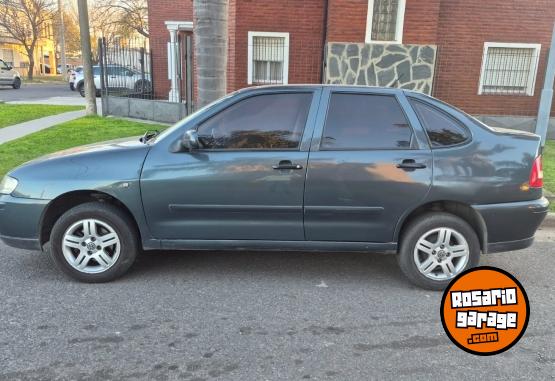 Autos - Volkswagen Polo Classic 1.9 Diésel 2007 Diesel 240000Km - En Venta