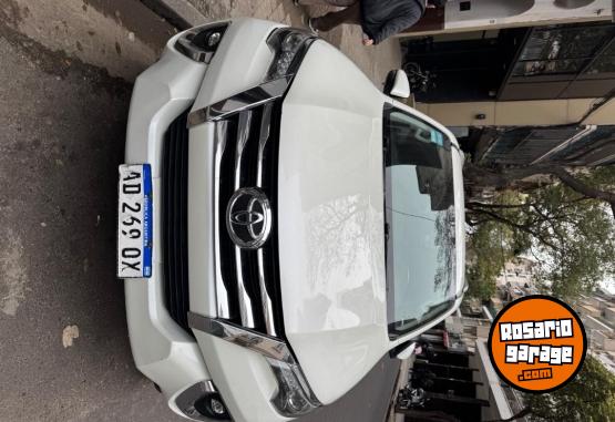 Camionetas - Toyota SW4 2018 Diesel 150000Km - En Venta