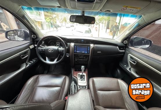 Camionetas - Toyota SW4 2018 Diesel 150000Km - En Venta