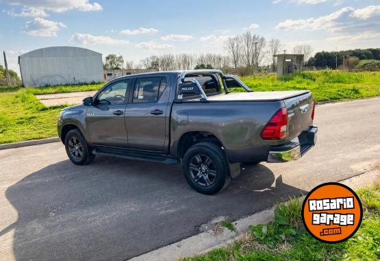 Camionetas - Toyota Hilux 2021 Diesel 70000Km - En Venta