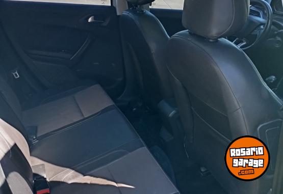 Autos - Peugeot 2008 felini 2017 Nafta 67000Km - En Venta
