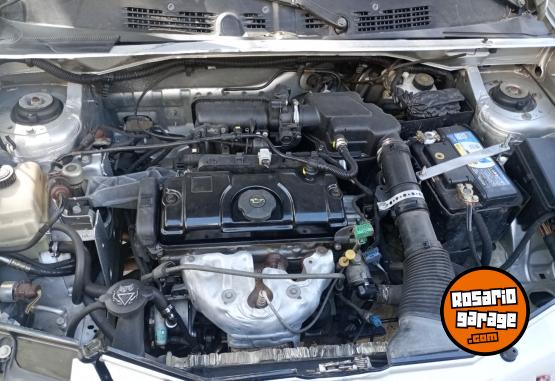 Utilitarios - Citroen Berlingo 2005 Nafta 180000Km - En Venta