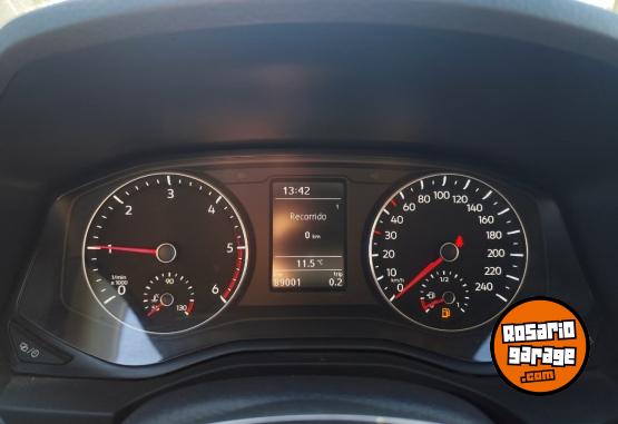 Camionetas - Volkswagen Amarok DC Comfortline 180 2022 Diesel 89000Km - En Venta