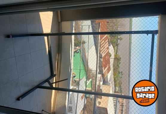 Deportes - Excelente Rack para Sentadillas y Dominadas con Soporte de Discos Super Fuerte Impecable Estado - En Venta