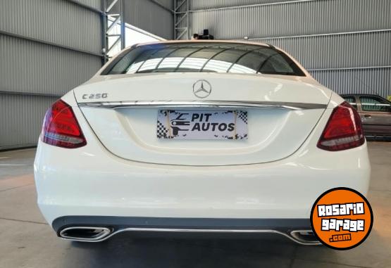 Autos - Mercedes Benz C 250 2016 Nafta 124680Km - En Venta