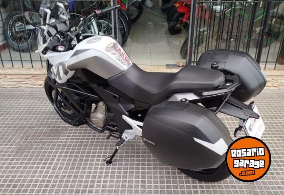 Motos - CF Mt 650 2023 Nafta 4951Km - En Venta