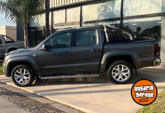 Camionetas - Volkswagen Amarok V6 Highline 2023 Diesel 38000Km - En Venta