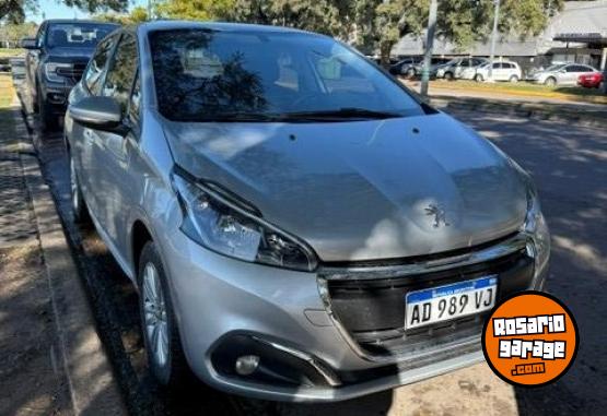 Autos - Peugeot 208 Allure 2019 Nafta 52000Km - En Venta