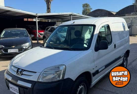 Utilitarios - Renault Partner Confort HDI 1.6 2013 Diesel 280000Km - En Venta