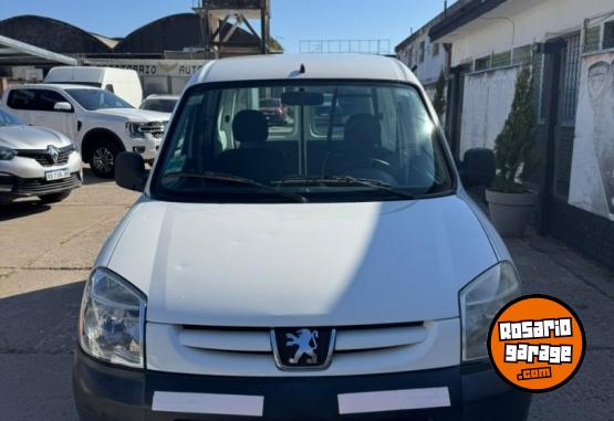 Utilitarios - Renault Partner Confort HDI 1.6 2013 Diesel 280000Km - En Venta