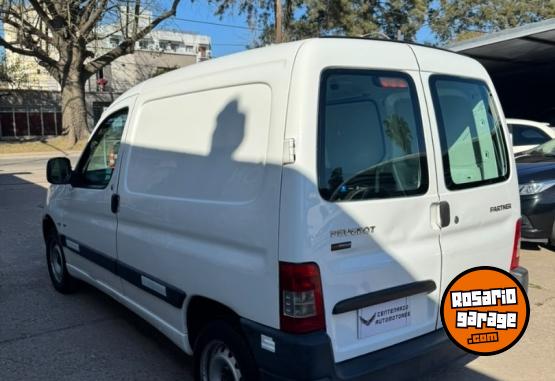 Utilitarios - Renault Partner Confort HDI 1.6 2013 Diesel 280000Km - En Venta