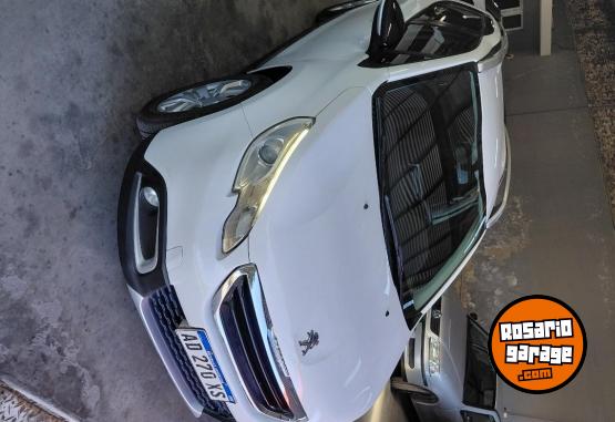 Autos - Peugeot 2008 Allure 2018 Nafta 116000Km - En Venta