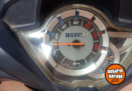 Motos - Corven Expert 2018 Nafta 10500Km - En Venta