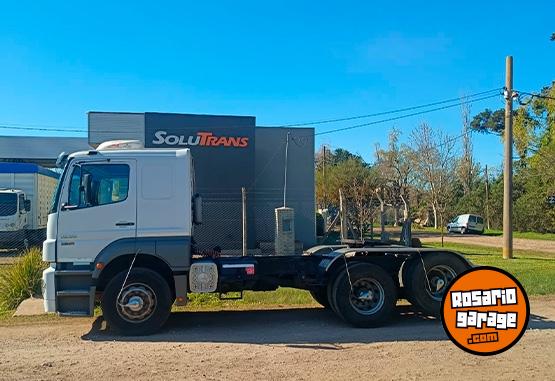 Camiones y Gr�as - Mercedes Benz Axor 1933 6x2 - A�o 2008 - En Venta