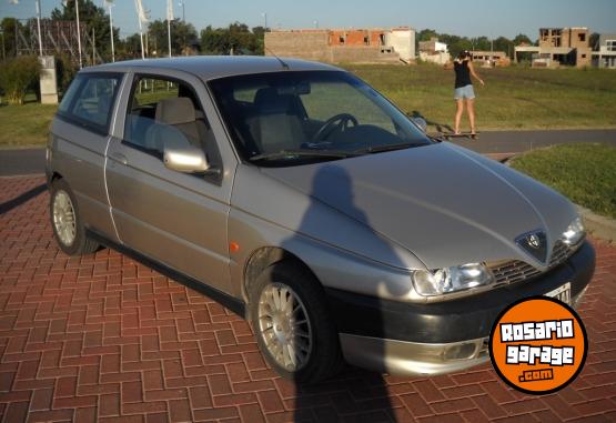 Autos - Alfa Romeo 145 1997 Diesel 402000Km - En Venta