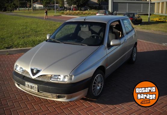 Autos - Alfa Romeo 145 1997 Diesel 402000Km - En Venta