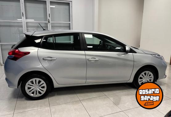 Autos - Toyota YARIS XS 2025 Nafta 6300Km - En Venta