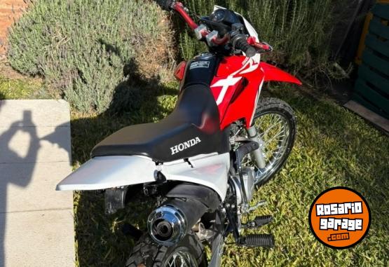 Motos - Honda Xr 2021 Nafta 9000Km - En Venta
