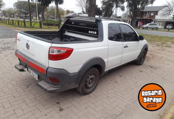 Utilitarios - Fiat Strada working Doble cabi 2017 GNC 149000Km - En Venta
