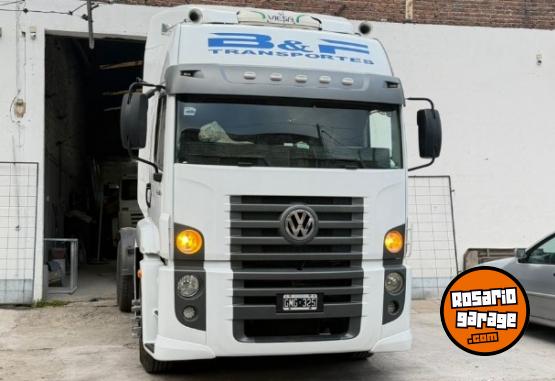 Camiones y Gr�as - Volskwagen 19-320 constellation - En Venta