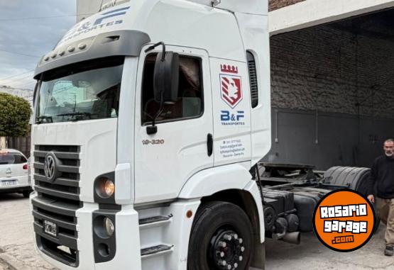 Camiones y Gr�as - Volskwagen 19-320 constellation - En Venta