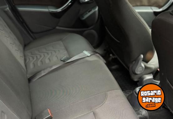 Autos - Renault Duster 2.0 Privilege 2018 GNC 117000Km - En Venta