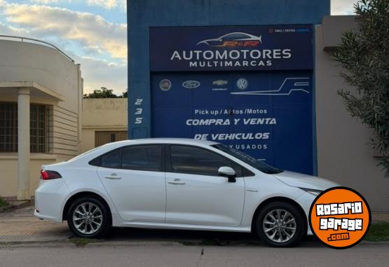 Autos - Toyota COROLLA HYBRDO XEI CVT 2022 Electrico / Hibrido 150000Km - En Venta